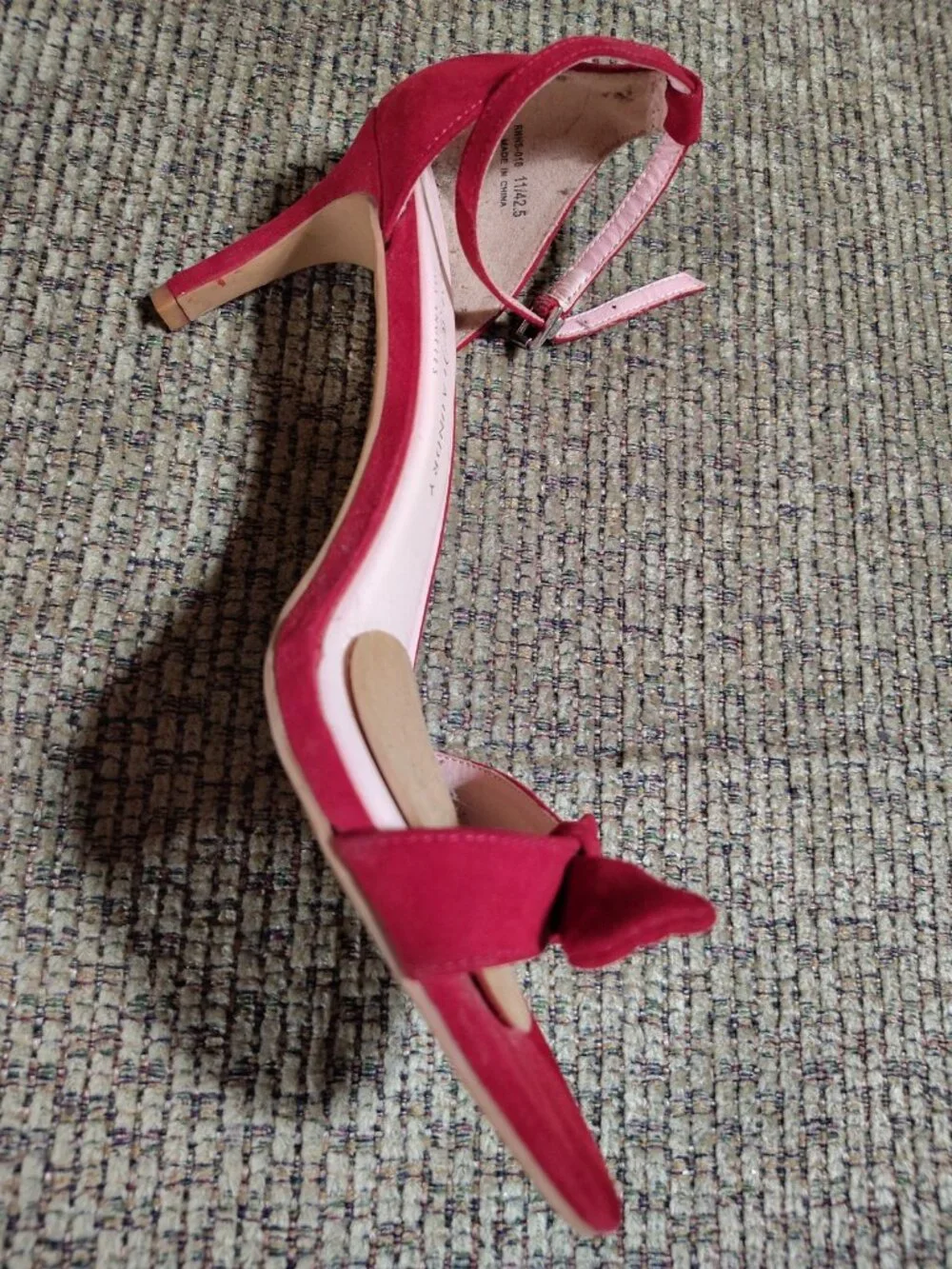 Chinese Laundry Red Bow Ankle Strap Strappy Stiletto Suede Heels US 9.5 EU 40